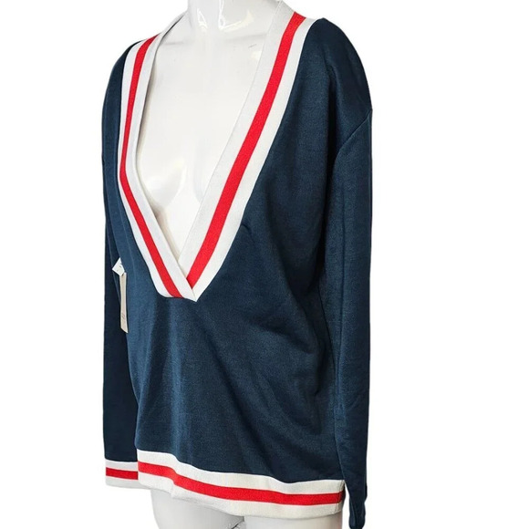 Aritzia Golden by TNA Stapleton Sweater Size Small NWT V-Neck Academia Oversized - Picture 6 of 8